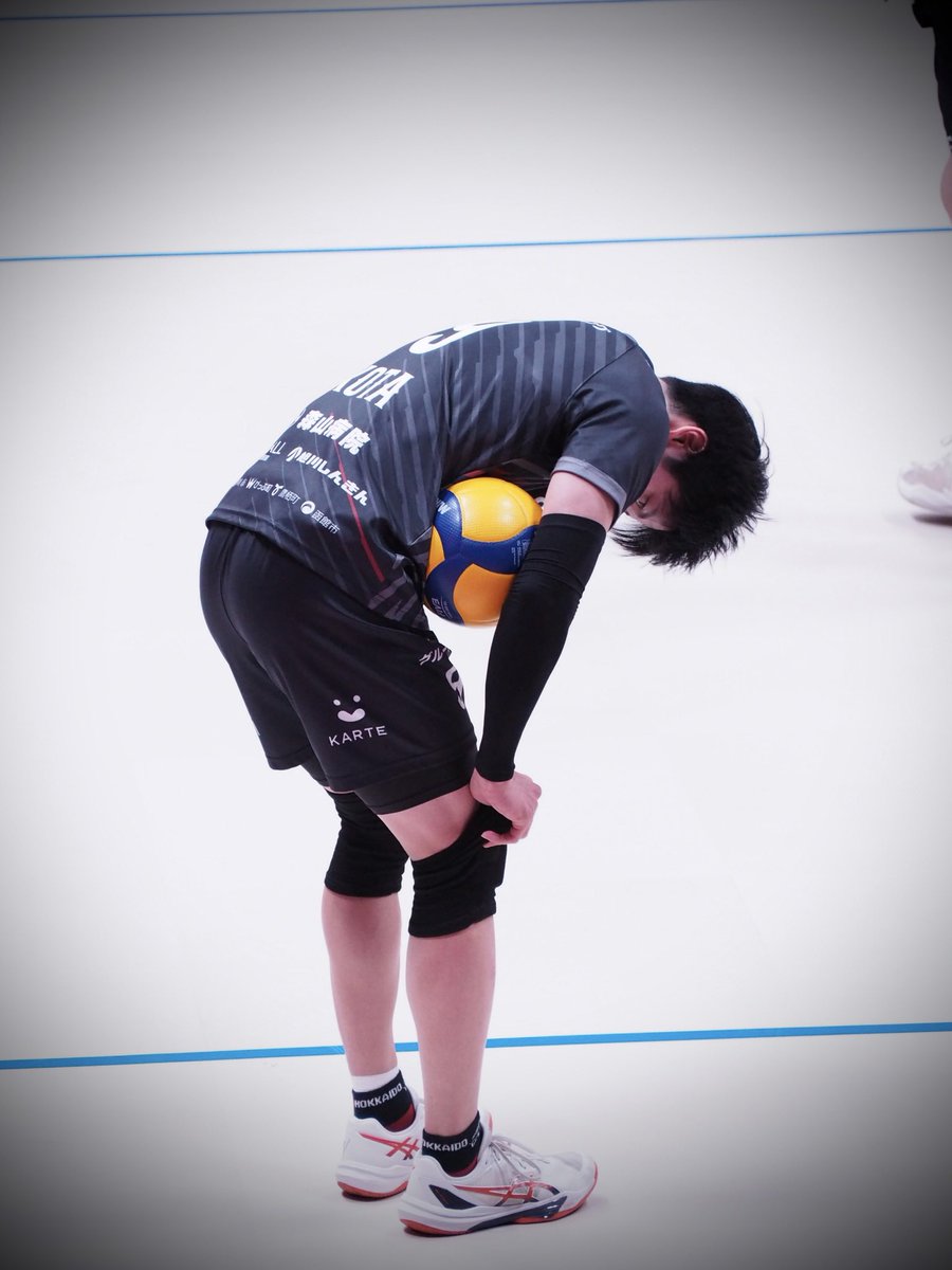 yakaVC9's tweet photo. 明日はバックアタックみたいね。しかしかっこいい。 https://t.co/azAPlSc3eo