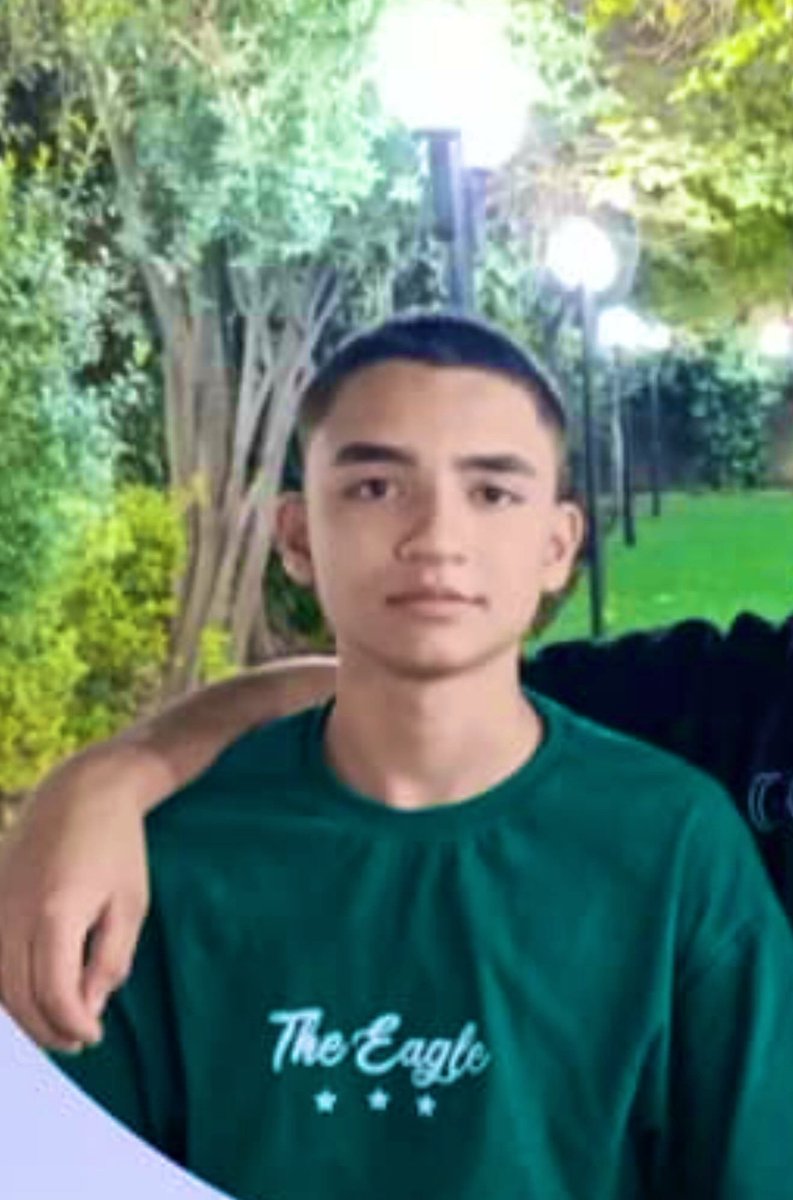 قهرمان وطن «پویا جعفری لپویی» در تاریخ ۱۹ دیماه در لپویی فارس در پی شلیک گلوله‌ی جنگی مزدورهای رژیم به سر، به قتل رسید.

پویا فقط چهارده سال داشت 🖤