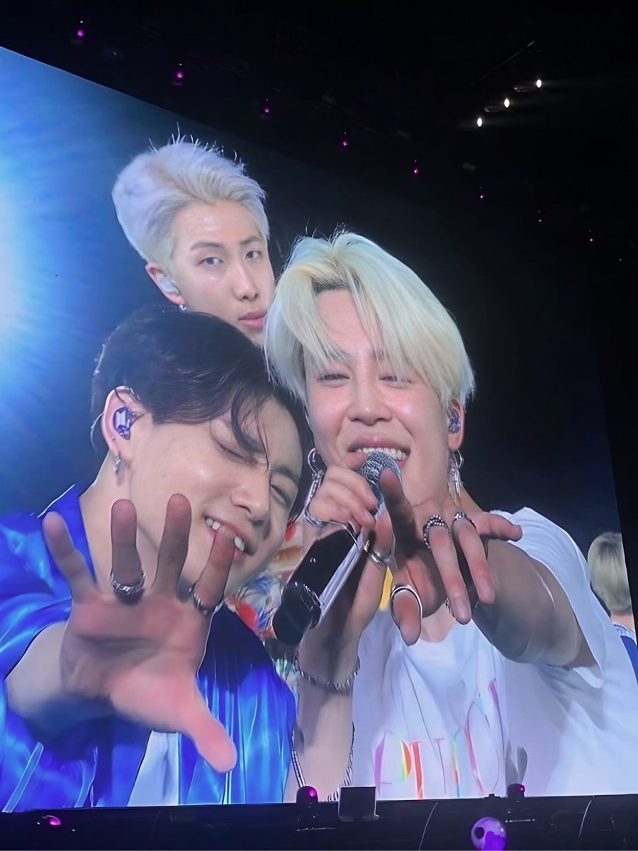 ۶ৎ (@kookmindailys) on Twitter photo 