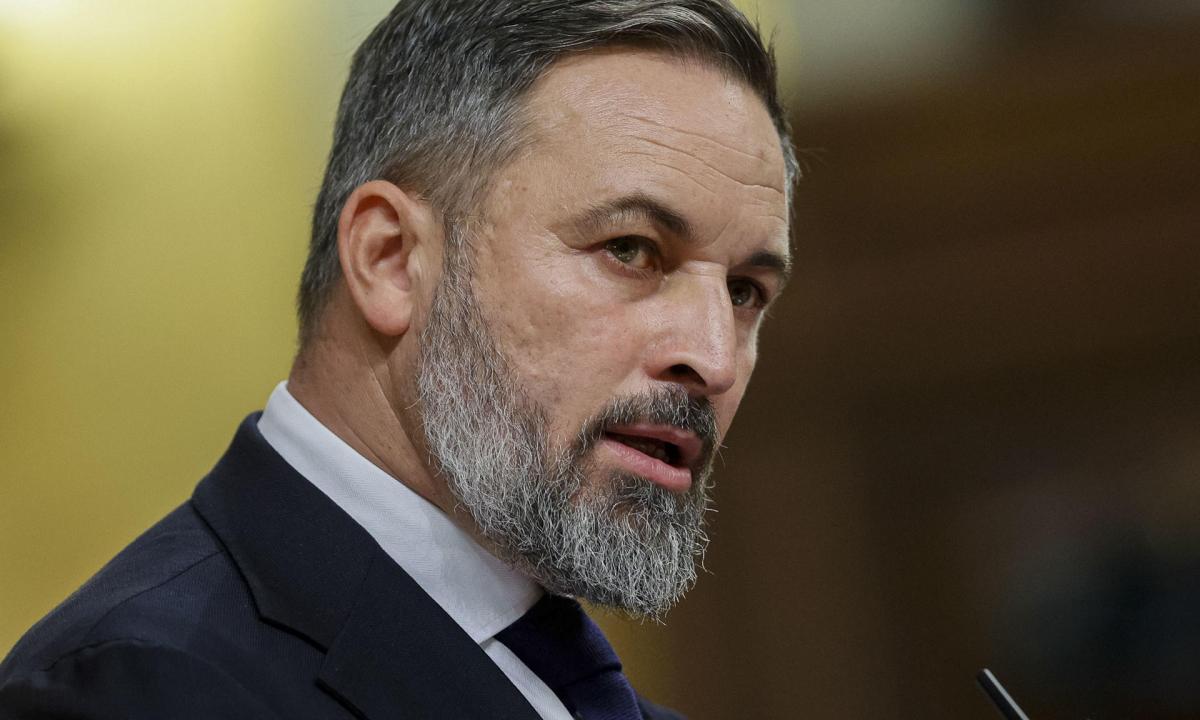 voxsincomplejo's tweet photo. ‼️ VOX propuso 3 medidas en el Senado CONTRA la okupación:
- Desahucios en menos de 48h
- Herramientas a las FYCSE para desalojar a los okupas
- Dejar sin efecto cualquier medida en vigor que facilite la okupación

   El PP es mayoría en el Senado, no lo aprobaron 
#SoloQuedaVOX https://t.co/KmxDM97HPq