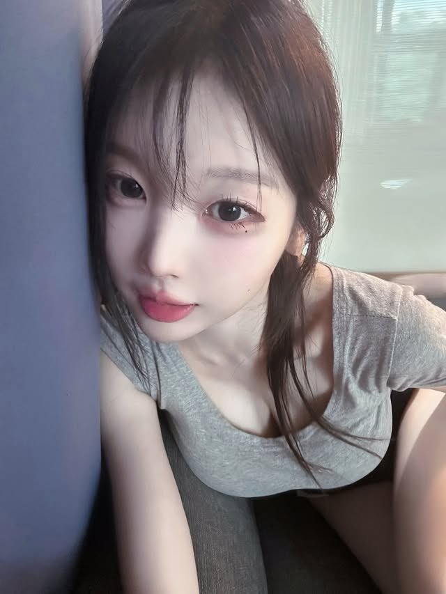 大奶妹 tweet media