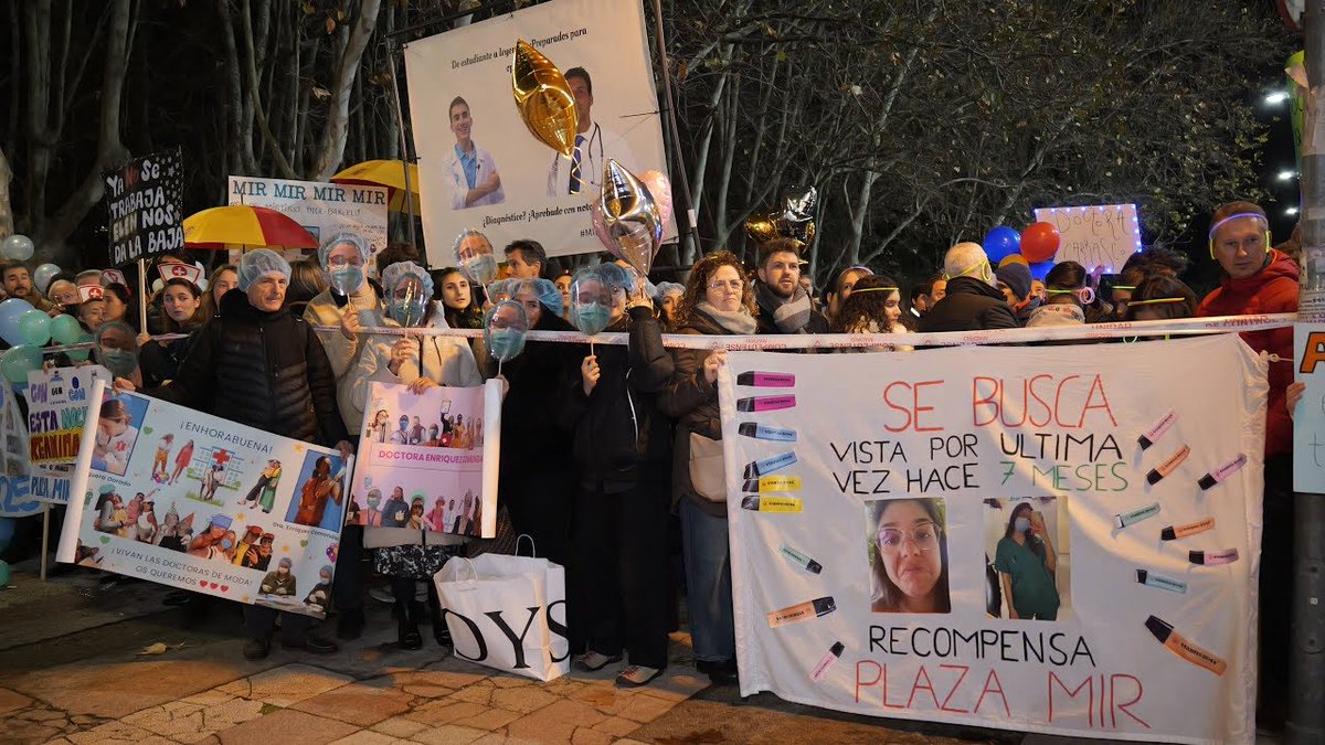 Padres que tratan a sus hijos  médicos, que ya tienen los huevos y el chocho negros, como si fueran niños de 5 años o tuvieran algún tipo de tara psicológica, es el claro ejemplo de que lo estamos haciendo fatal. Después nos sorprende que los engañe cualquier iluminado.