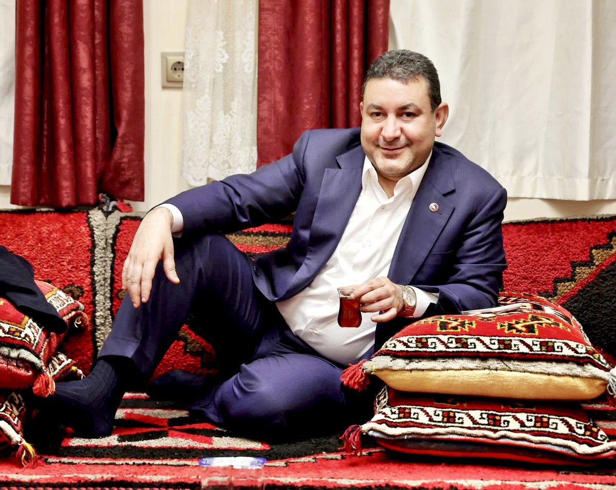 Güne Bismillah

Sevgi, sağlık ve mutluluk dolu bir haftasonu geçirmenizi diliyorum. Günaydın🌞Hayırlı Sabahlar🌅

#Harran🌾 #Şanlıurfa 📿 #Türkiye 🇹🇷