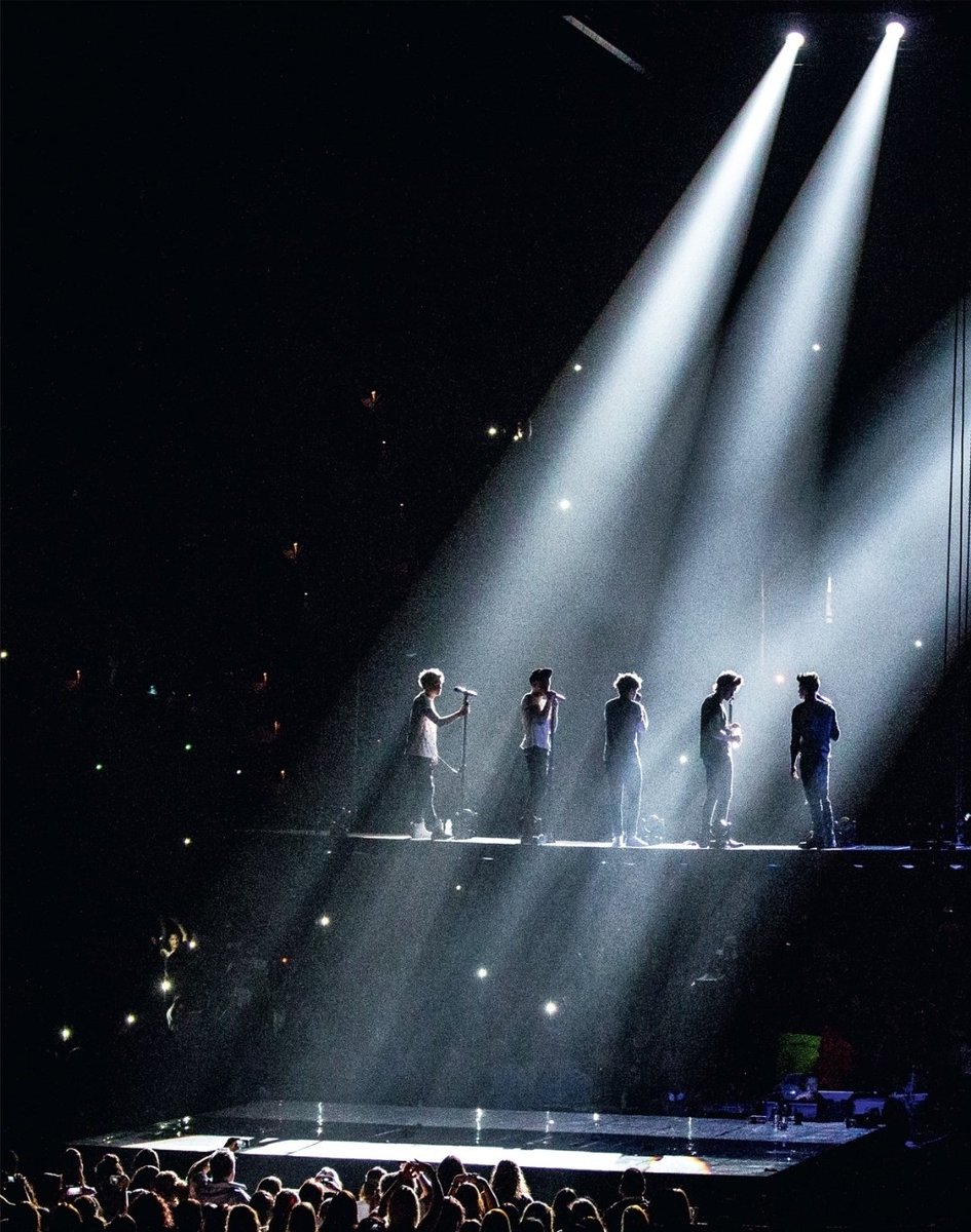 ot5hourly1d (@ot5hourly1d) on Twitter photo 