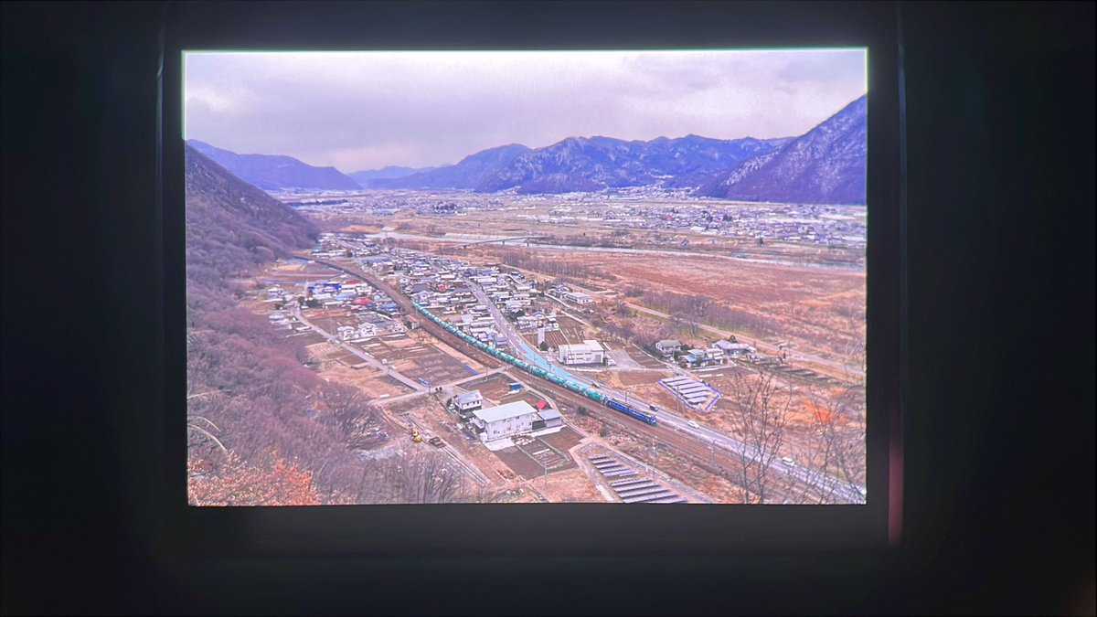 SS3_4342's tweet photo. しなの鉄道　87レ　EH200-10
坂城駅から出た https://t.co/WW40FojDTp