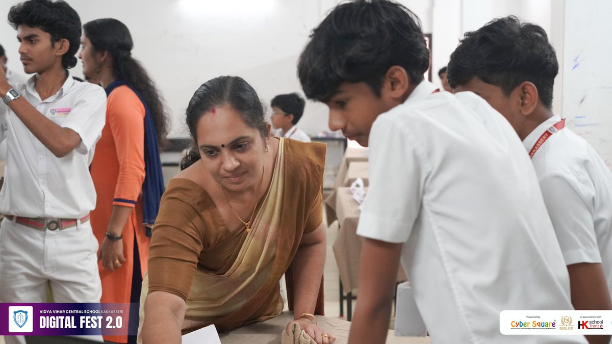 Cyber Square - AI & Robotics for Schools tweet media