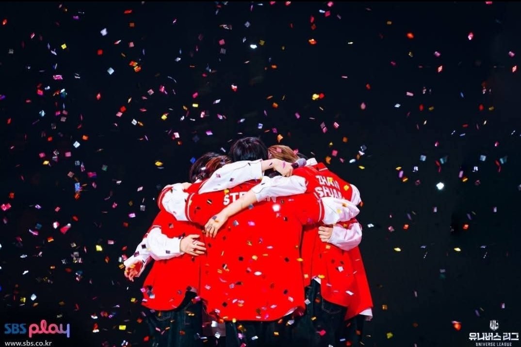 AxisJM's tweet photo. Happy 1st Year Anniversary! Kaya pala namimiss ko kayo. 1st svs na I was so invested from ep1-final. Only svs na ilang beses ko inulit panoorin. 1st time gumawa ng multiple emails for voting. I never swerved ever, Team RHYTHM all the way!
#TeamRhythm #universeleague #STEJAY https://t.co/DXrfNT2VqR