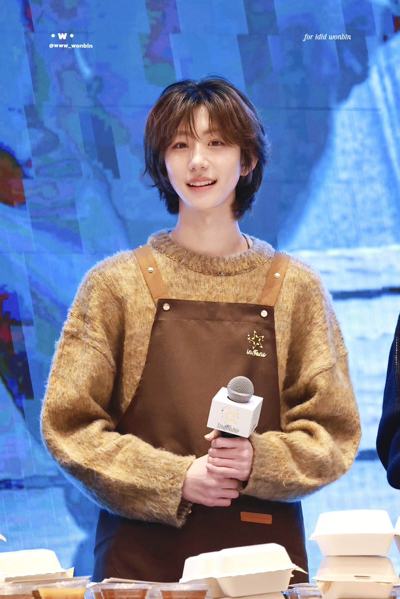 wilgraph's tweet image. cantiknyaaaa my bini &amp;gt;&amp;lt;