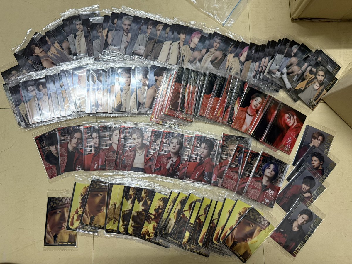 มีการ์ดเวเฟอร์จาก BOT ไปเป็น giveaway ที่งาน #RMPG_inTENse_years มีทุกรุ่นทุกเมมเบอร์นะคะ มาหยิบกันได้เลย ~

#RMPG10yearsBEWIZU #RMPG10yearswithRAVERS