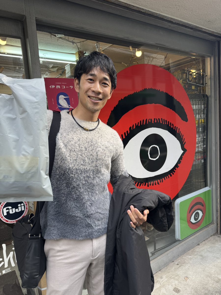 HayanoGuideS's tweet image. 今日はサロンのオフ会で都内へ🚗

TEXお取扱店の御徒町のキーポン様へご挨拶😊

聖地の喫茶店も、茂木さんが案内してくれて巡礼完了しました😂有難う御座いました😊