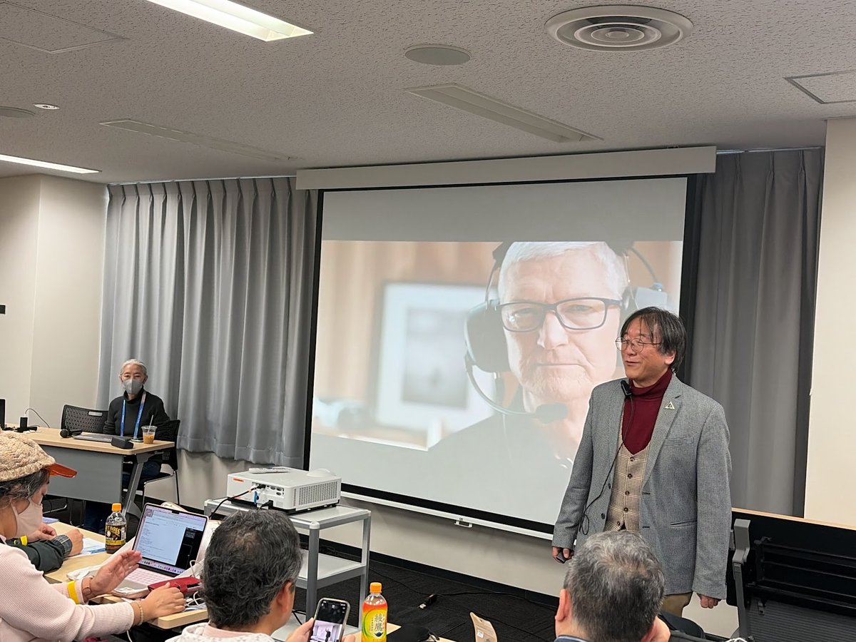 【AUGM 大阪 January 2026 開催中】
今回のメインコンテンツ，ワンボタンの声でおなじみの大阪電気通信大学の魚井教授とITジャーナリスト野々下さんのから「2025年Appleまとめ＋CES2026」と題し，CESの現地リポートなどです．
#AUGMOsaka #obt #ワンボタンの声