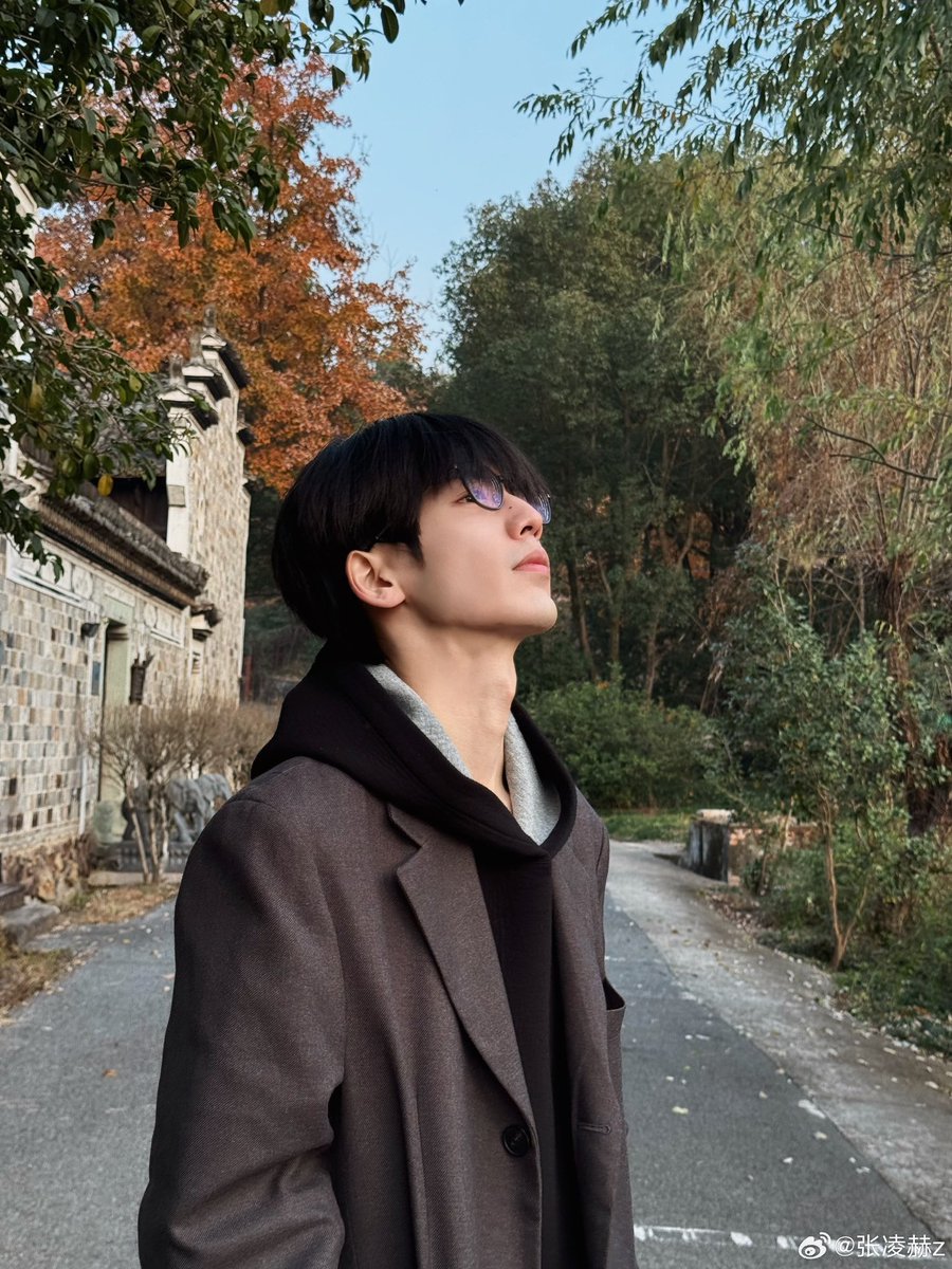 📸 260124 Zhang Linghe Weibo Update #张凌赫 #ZHANGLINGHE

“📷”