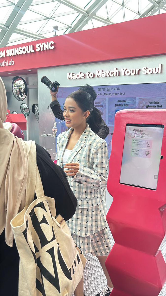 BST_ParagonCorp's tweet image. AAAAAAA AQEELAAAAA 😭😍

#BeautyScienceTech #OfficialBST #BST2026