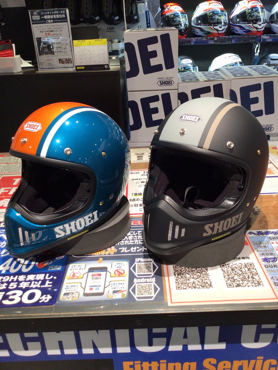 RicoKanazawa's tweet photo. 入荷案内まだ続きます😳激アツ🔥🔥🔥
EX-ZERO アヴァンテュールも入荷しました🥰
バイカラーがオシャレ✨✨✨
SHOEIロゴがワンポイントになってます🧡💙🩶🖤
#shoei #EXZERO #ヘルメット #ライコランド #金沢 https://t.co/AC3kEEFcUU