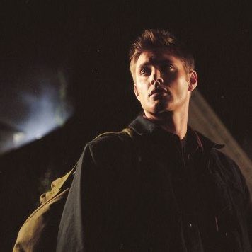 alec ꩜ tweet media