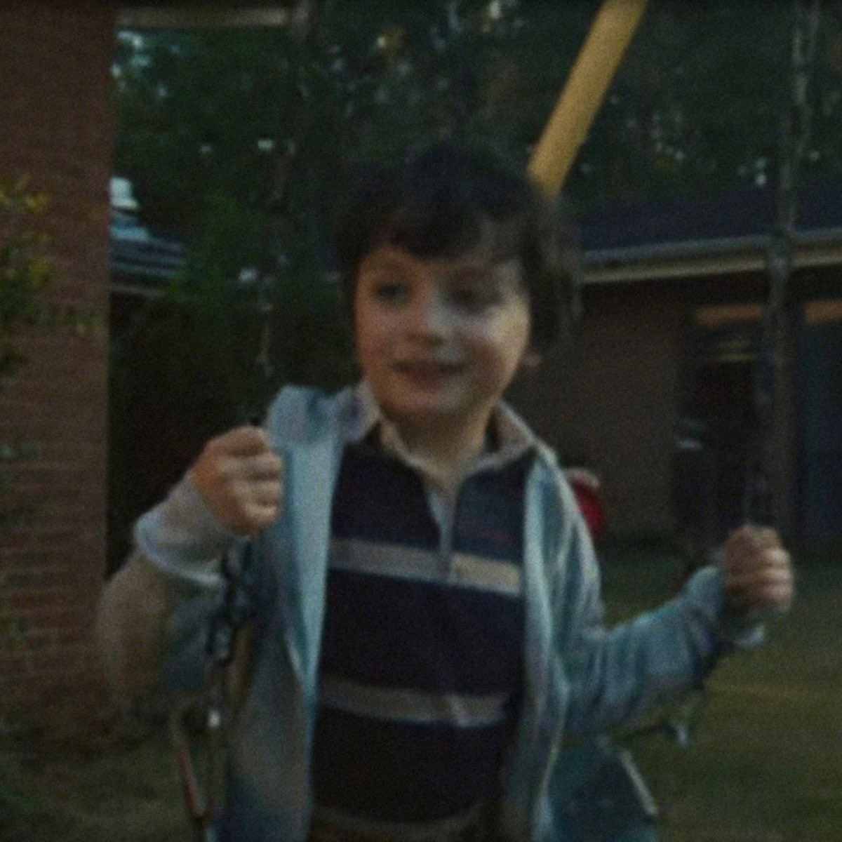 hollyslostshoe's tweet image. m11 can’t exist without the supernatural world but byler existed way before