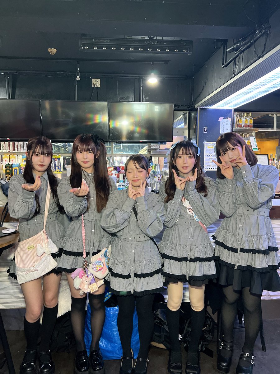 ailassic's tweet image. 『mini TIF in Kyushu』
『HACHI$LIVE vol.313』

今回はみんなで出演できて、素敵な経験となりました!!
最高のステージを作っていただきありがとうございました✨

次回はLit★Vさんの周年の前日祭です❣️
1月31日『FEEL THE LIT vol.2&amp;amp;3』
🎫tiget.net/events/456662
🎫tiget.net/events/456663