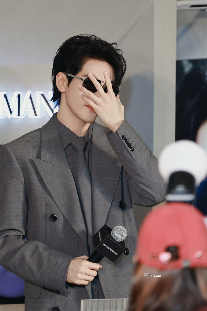 zsxarchives's tweet image. 2026.01.24 #ZengShunxi in Shenzhen for Emporio Armani x President event

 📸 by : CommeTuVeux1009 

#JosephZeng #曾舜晞