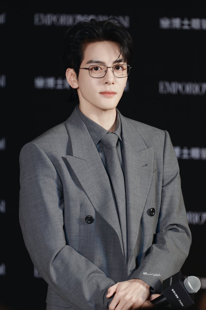 zsxarchives's tweet image. 2026.01.24 #ZengShunxi in Shenzhen for Emporio Armani x President event

 📸 by : CommeTuVeux1009 

#JosephZeng #曾舜晞