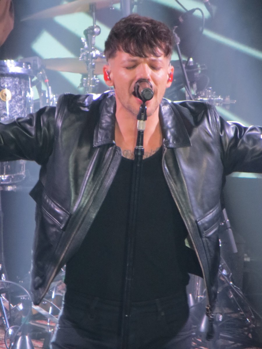 Amy 💙💚💔💛🧡 OT5 FOREVER 🕊 tweet media