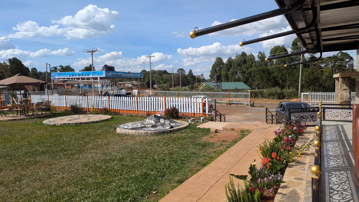 The Apex Grill & Carwash tweet media