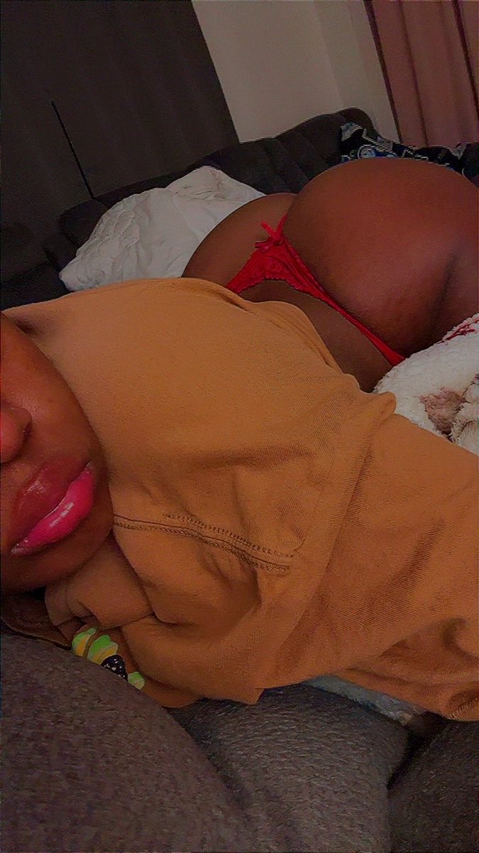 Phillyma2thicc's tweet photo. Come spank it daddy😩 https://t.co/ARAdxbquhC