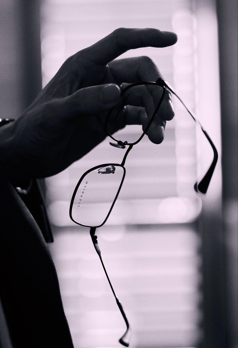 zsxarchives's tweet image. 2026.01.24 #ZengShunxi Studio Update 

#ZengShunxi appears at the opening of the Emporio Armani x Dr. Glasses pop-up store, wearing the Emporio Armani Spring/Summer 2026 Menswear Collection, paired with the Emporio Armani Titanium Optical Frame EA1188TD 3001 and the Emporio…