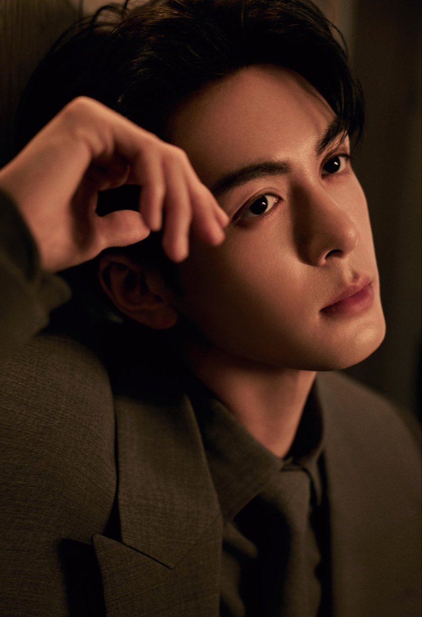 zsxarchives's tweet image. 2026.01.24 #ZengShunxi Studio Update 

#ZengShunxi appears at the opening of the Emporio Armani x Dr. Glasses pop-up store, wearing the Emporio Armani Spring/Summer 2026 Menswear Collection, paired with the Emporio Armani Titanium Optical Frame EA1188TD 3001 and the Emporio…