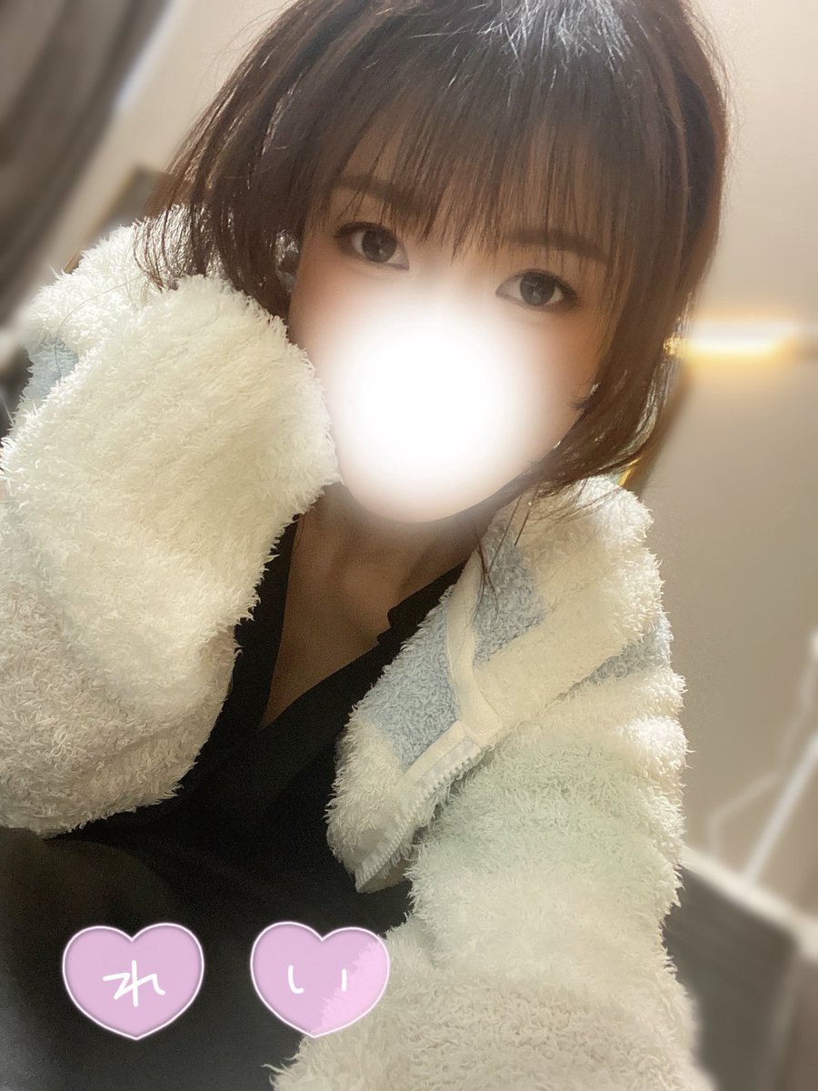 reirei20251030's tweet photo. 先日は会いに来てくださって
ありがとうございました⺌🧸𖦹

『やっと会えた』」『最高でした』って
言ってもらえて嬉しーい૮₍⸝⸝ɞ̴̶̷⸝⸝⸝⸝ɞ̴̶̷⸝⸝ྀི₎ა

プレゼントまで
ありがとうございます(՞⸝⸝o̴̶̷̥᷅ ⌑ o̴̶̷̥᷅⸝⸝՞)🎁

今日.明日もいます🎀 !! https://t.co/fqvGfmVOZo