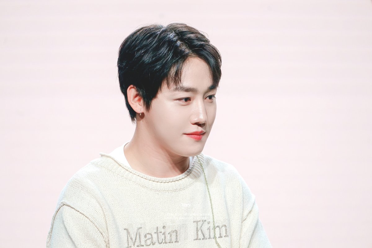 Very_jj's tweet photo. 2025 #골든차일드 #이장준 https://t.co/6NCEUarTM1
