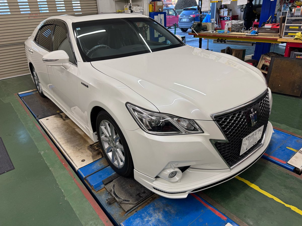 EMOTIONLTD's tweet photo. クラウンハイブリッド納車致しました！
T様ありがとうございます😊 https://t.co/xY7iVV1m0S
