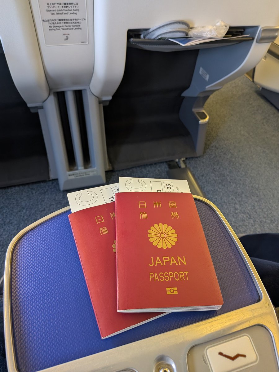 ムロマル tweet media