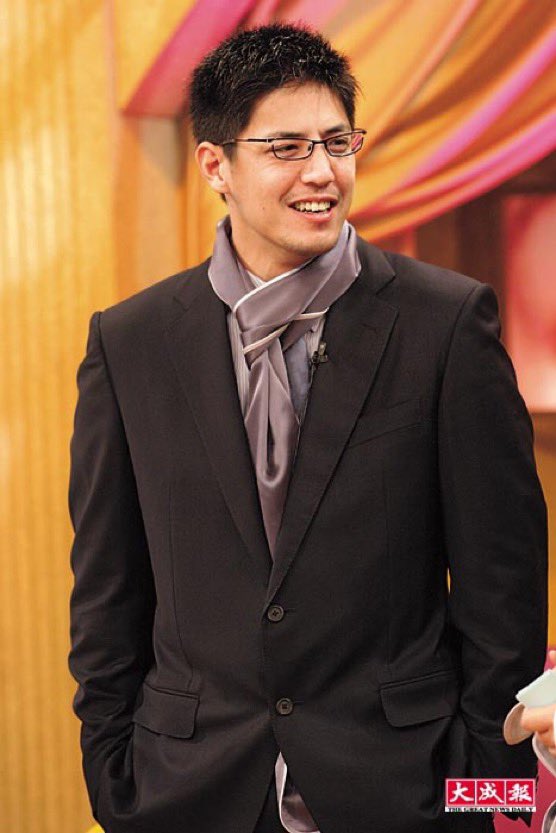 左が毛沢東の孫。右が蒋介石の孫。