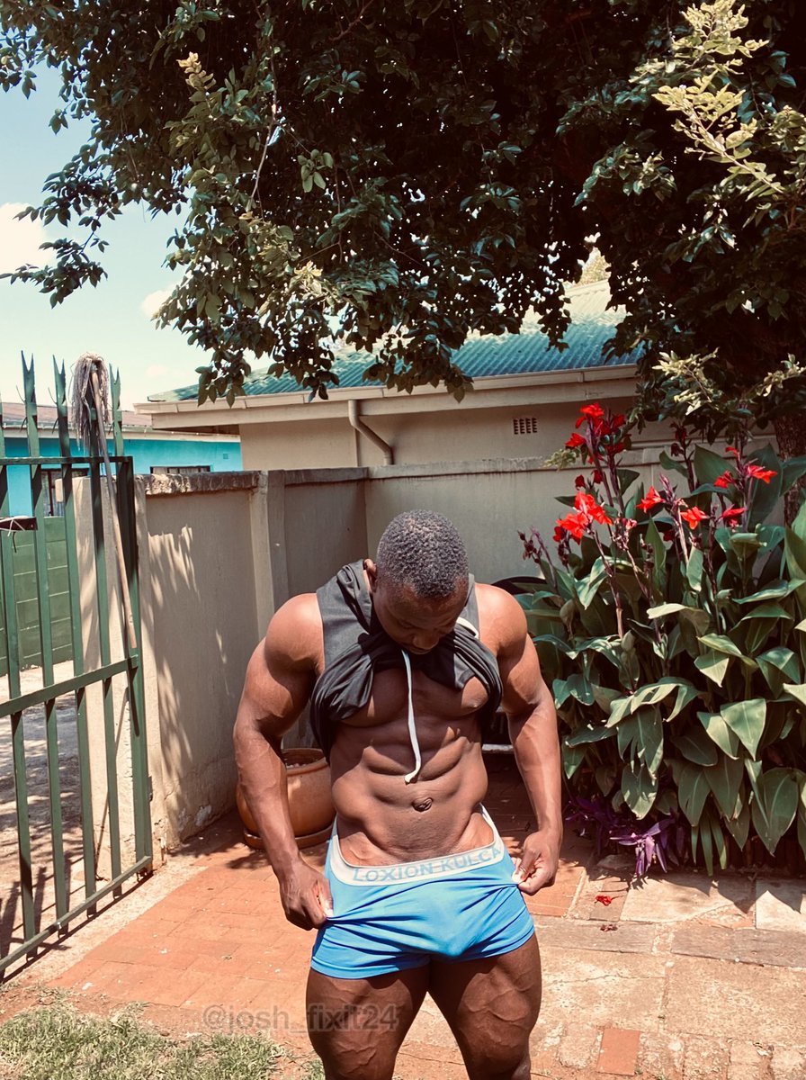 Joshuaolumeko tweet media