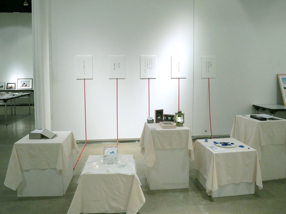 【市民ギャラリー】
２F市民ギャラリーで「僕らの写真展」を開催中です。
６回目を迎える今回のテーマは“写真と遊ぶ”。体験型展示やワークショップもあり、
展示作品からそれぞれの思いや楽しさが伝わってきます。
会期１/25(日)16:00まで。入場無料。
ぜひご来場ください。