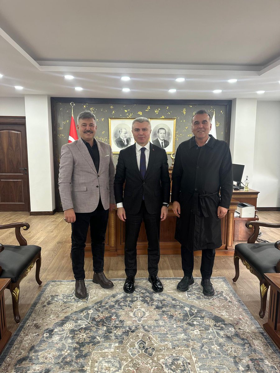 📍 Sapanca Kaymakamlığı

Sapanca Kaymakamımız Sn Şaban Arda Yazıcı'yı ziyaret ettik. 

Kıymetli misafirperverlikleri için çok teşekkür ediyorum. 

Ramazan ÜNAL
Sakarya Yozgatlılar Dernek Başkanı

<a href="/SapancaKaymakam/">T.C. Sapanca Kaymakamlığı</a>