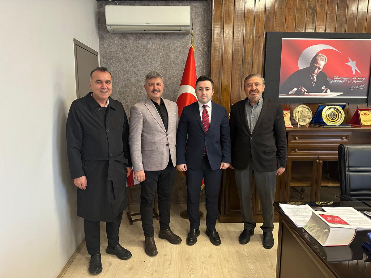 📍 Sapanca Adliyesi

Sapanca Cumhuriyet Başsavcımız Sn Muhammet Mustafa Vural 'ı ziyaret ettik. 

Kıymetli misafirperverlikleri için çok teşekkür ediyoruz. 

Ramazan ÜNAL
Sakarya Yozgatlılar Dernek Başkanı