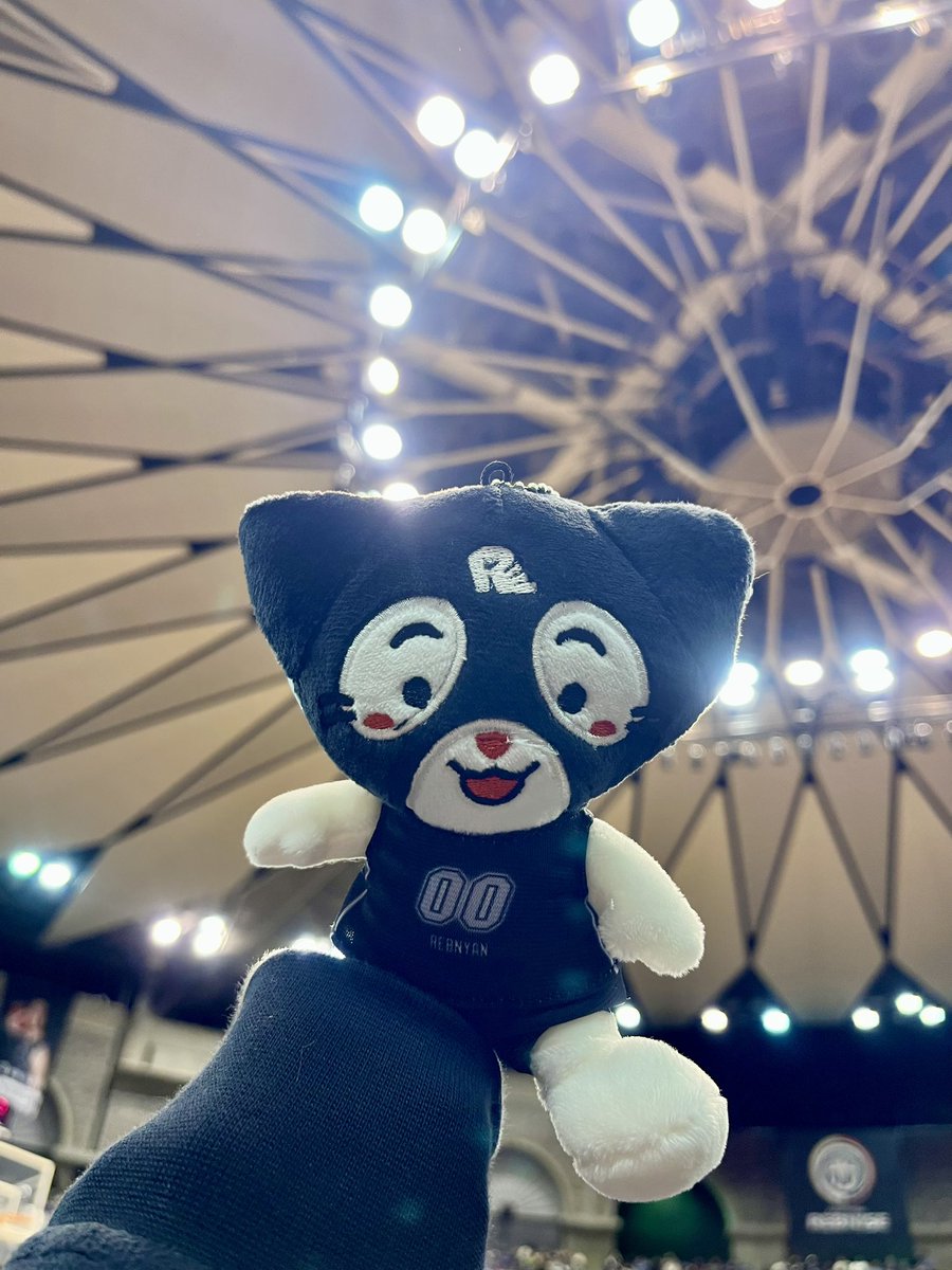 今日はここ🖤🤍