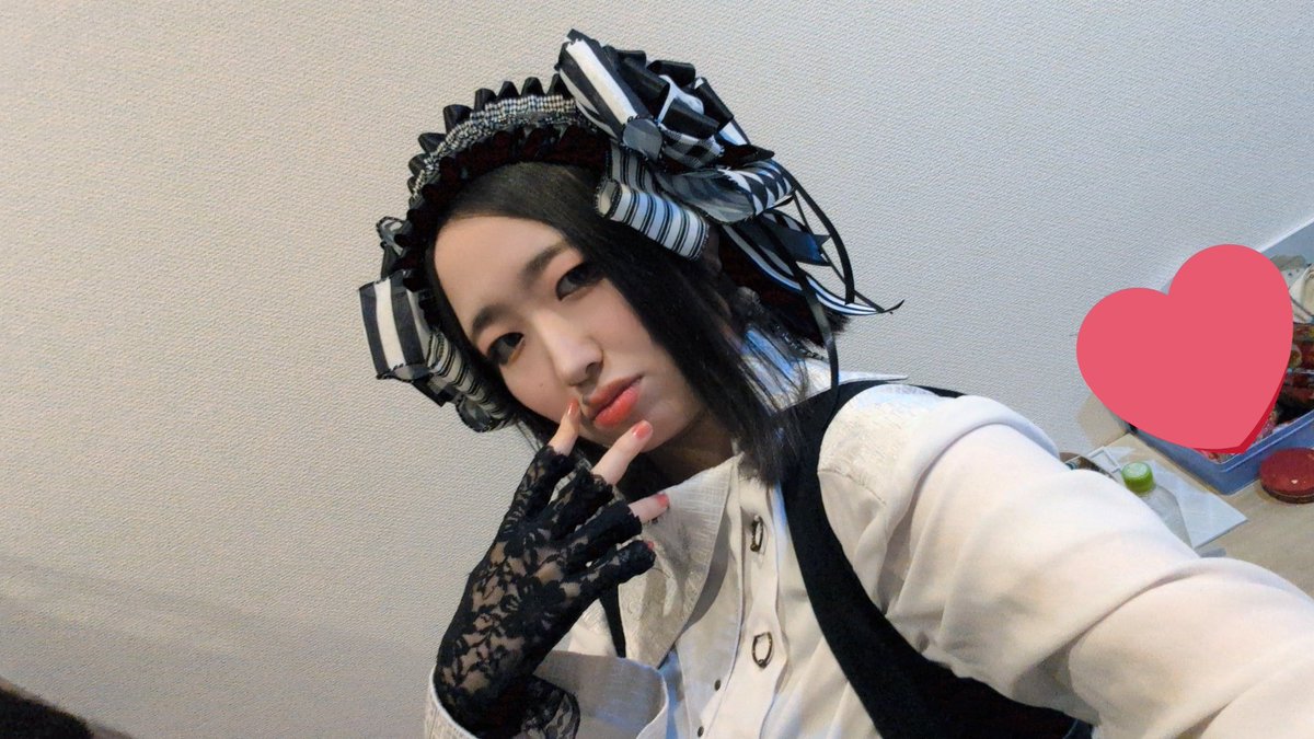 ライブ終わったよー！！！
皆で楽しいライブを作り上げられて良かった🙌
毎回緊張するけど、いい緊張感って感じがしてワクワクしたぞ！✌