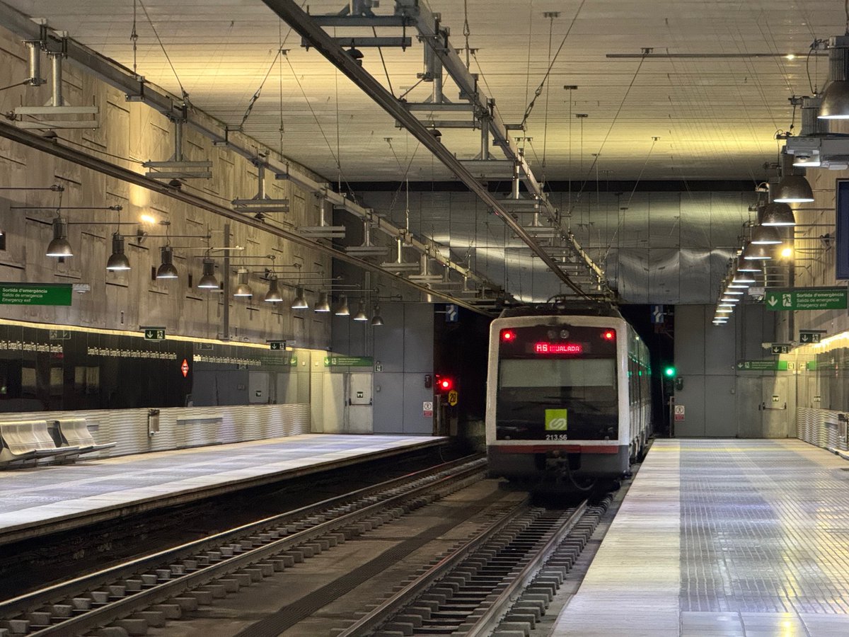 Bon dia. Els trens d'FGC circulen segons l'horari establert a totes les línies. 

ℹ️ Més informació i els horaris a fgc.cat o a l'#AppFGC. #ServeiFGC #FGC