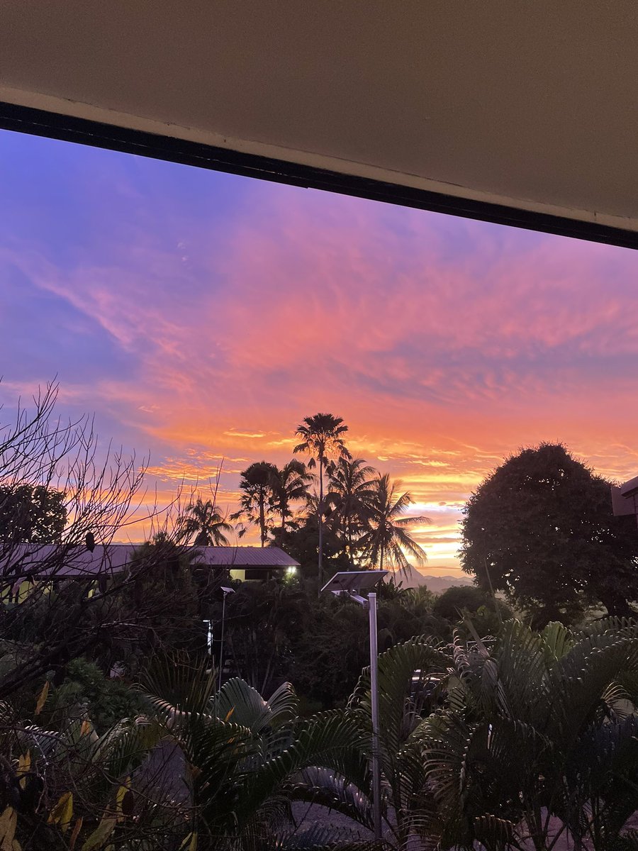 akini_tabua's tweet photo. Beautiful Rakiraki Sunset
#livepost https://t.co/Bdg7h9AiaE