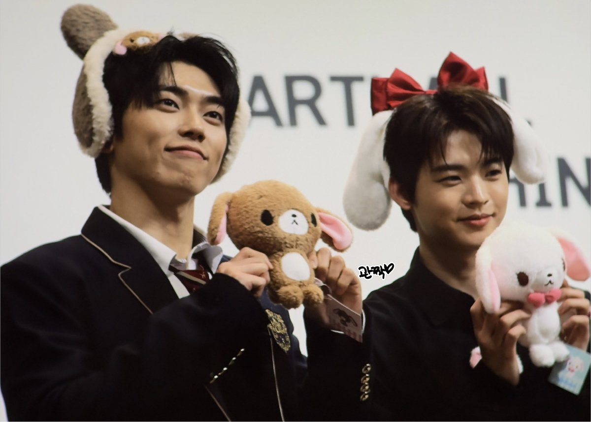 layincoffin_'s tweet image. 260124 #민균 #효진 #냥구 #냥노루 
안녕히 계세요 여러분.........................