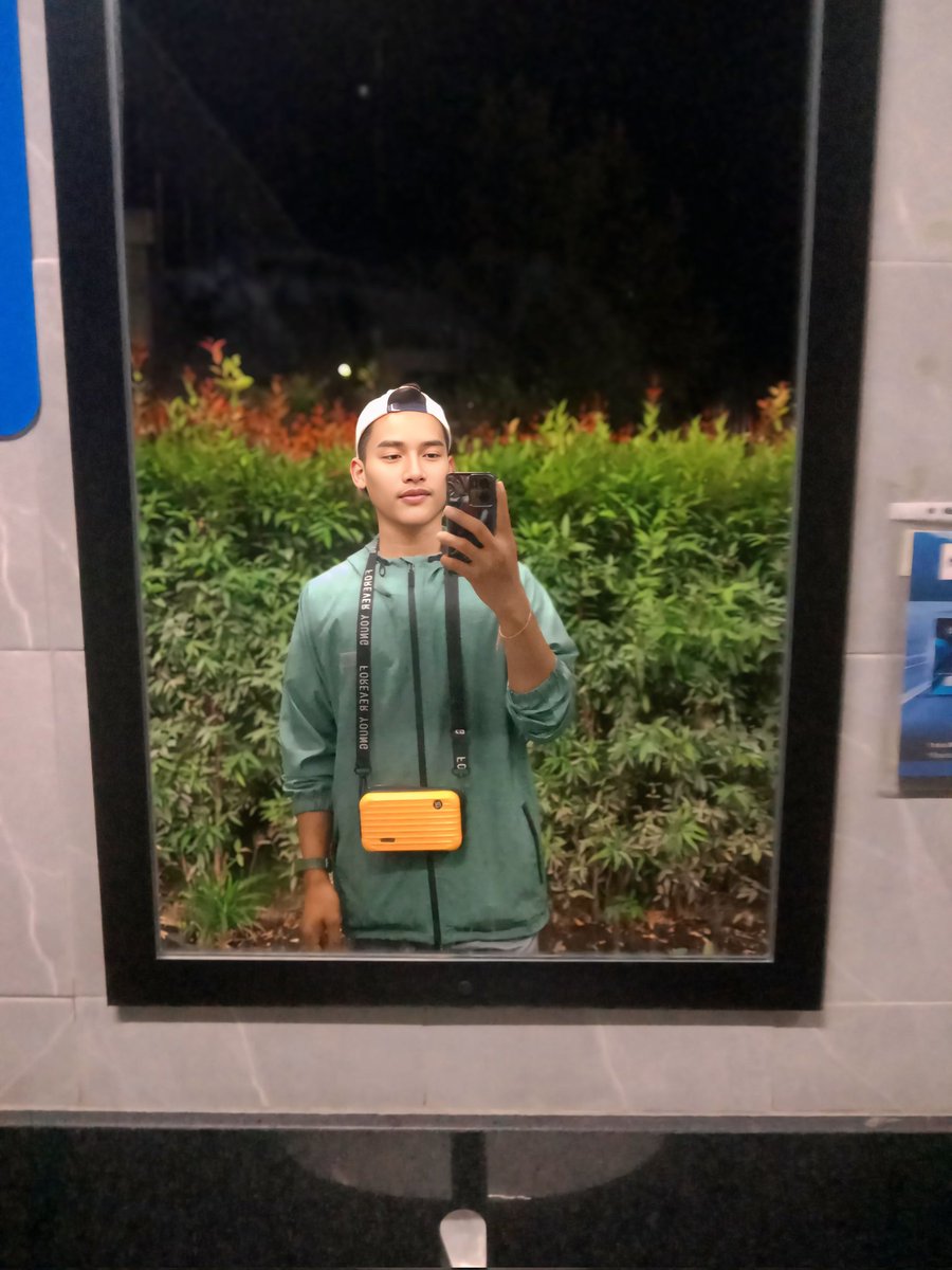 #ไม่มีใครเกิดมาสมบูรณ์🌻🥀🌹