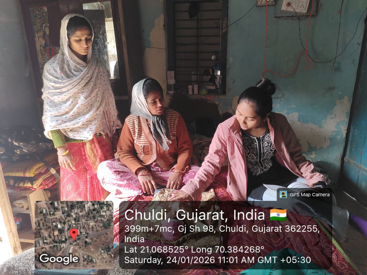 ArogyaAam71547's tweet photo. આજ રોજ આયુષ્ય‌‌‌માન આરોગ્ય મંદિર ચુલડીના ગામ વિસ્તારમાં રહેતા નવજાત શિશુની ગ્રુહ મુલાકાત વખતે માતા અને બાળ તપાસ તેમજ સ્તનપાનની ન્યુ ક્રોસ ક્રેડલ પદ્ધતિ, કાંગારૂ મધર કેર વિશે યોગ્ય માહિતીગાર કરવામાં આવેલ.... https://t.co/0RtAFzmlSZ