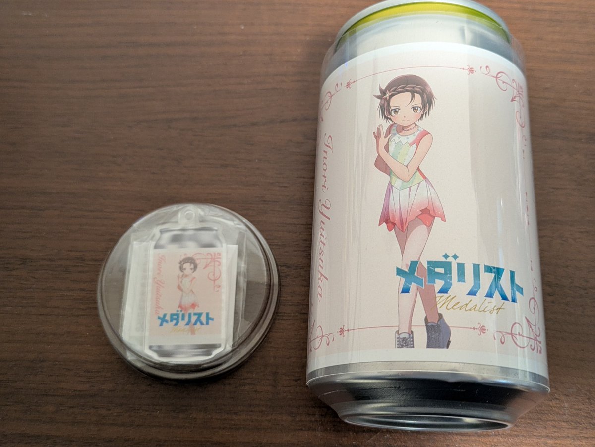 おまけ、センター街で『メダリスト』のラベル缶があったので購入したら