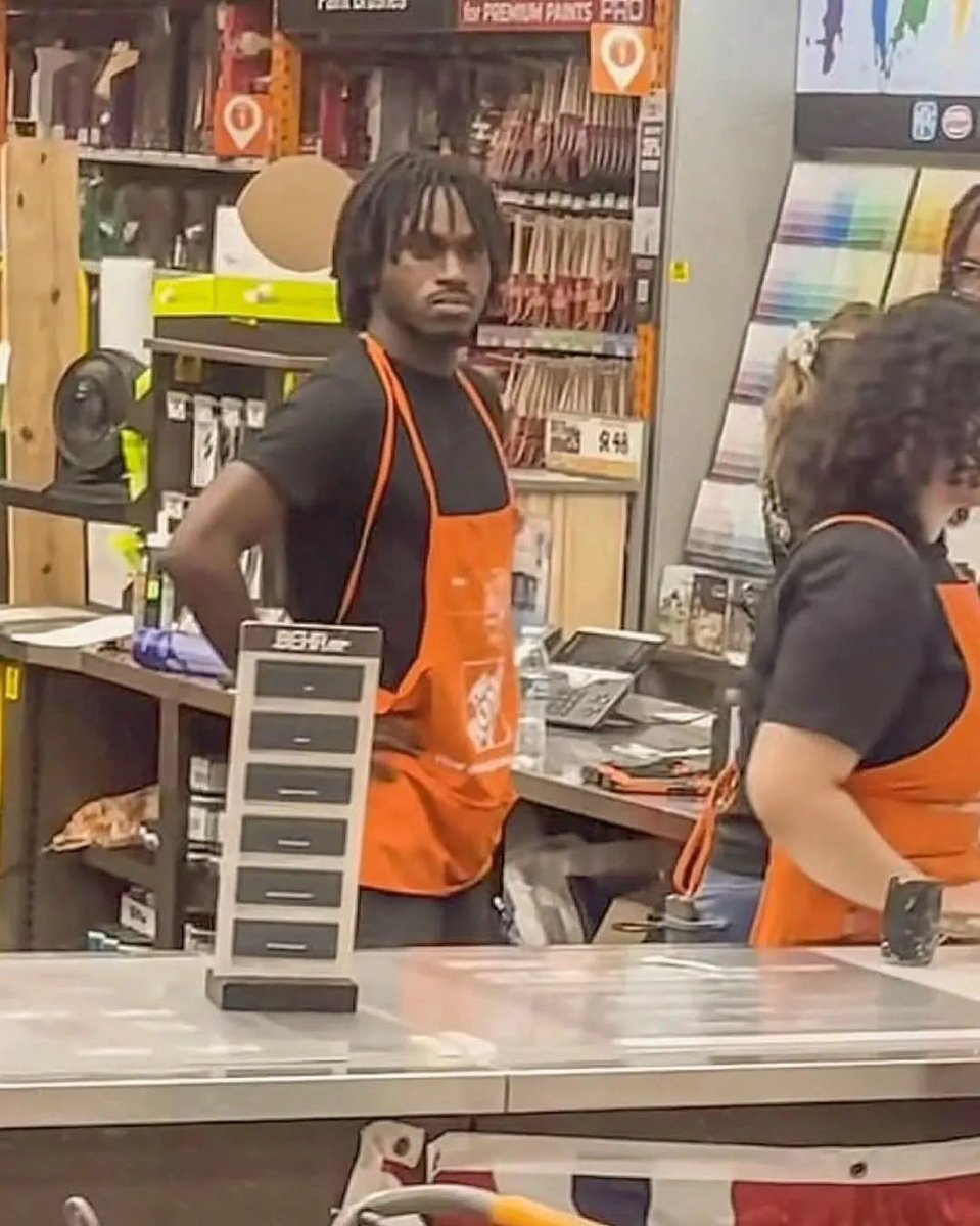 77gocrazy's tweet image. this locked in😭