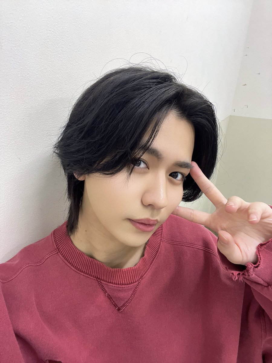 issei_lvls's tweet photo. ��読劇　「縒邊家の変則的事情」
お昼の部ありがとうございました！
初めての朗読劇でとても楽しかったです！
相手役が勇成でよかった！
次の作品もよろしく！！！！ https://t.co/rxLxmC1e8A