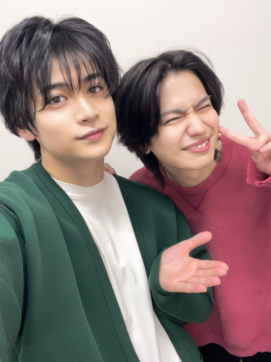 issei_lvls's tweet photo. ��読劇　「縒邊家の変則的事情」
お昼の部ありがとうございました！
初めての朗読劇でとても楽しかったです！
相手役が勇成でよかった！
次の作品もよろしく！！！！ https://t.co/rxLxmC1e8A