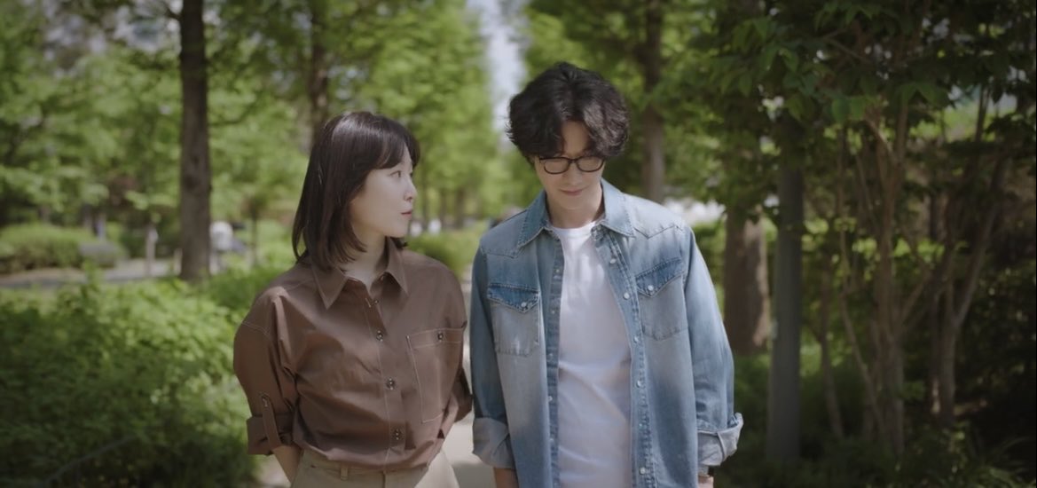 __kdramaland's tweet image. #LoveMe breaks away from sugar-coated dramas and their neat happily-ever-afters. This is the closest portrayal of what *life* is. It was a roller coaster of emotions, but glad everyone learned how to accept, forgive and grow amidst facing the coldest seasons of their lives.