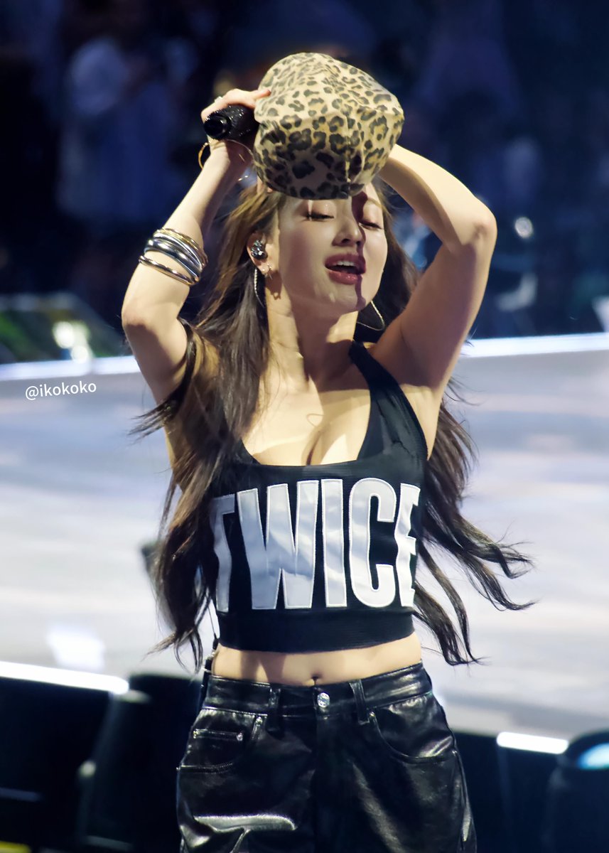 hottest woman on earth